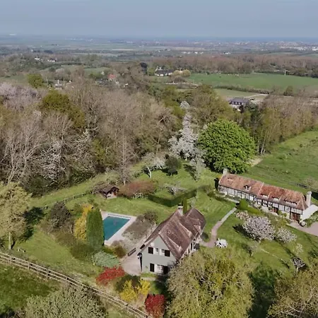 Maison De Charme Authentique Avec Piscine Privée Proche De Cabourg